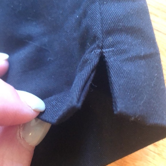 Ann Taylor Bermuda Shorts - Picture 4 of 6